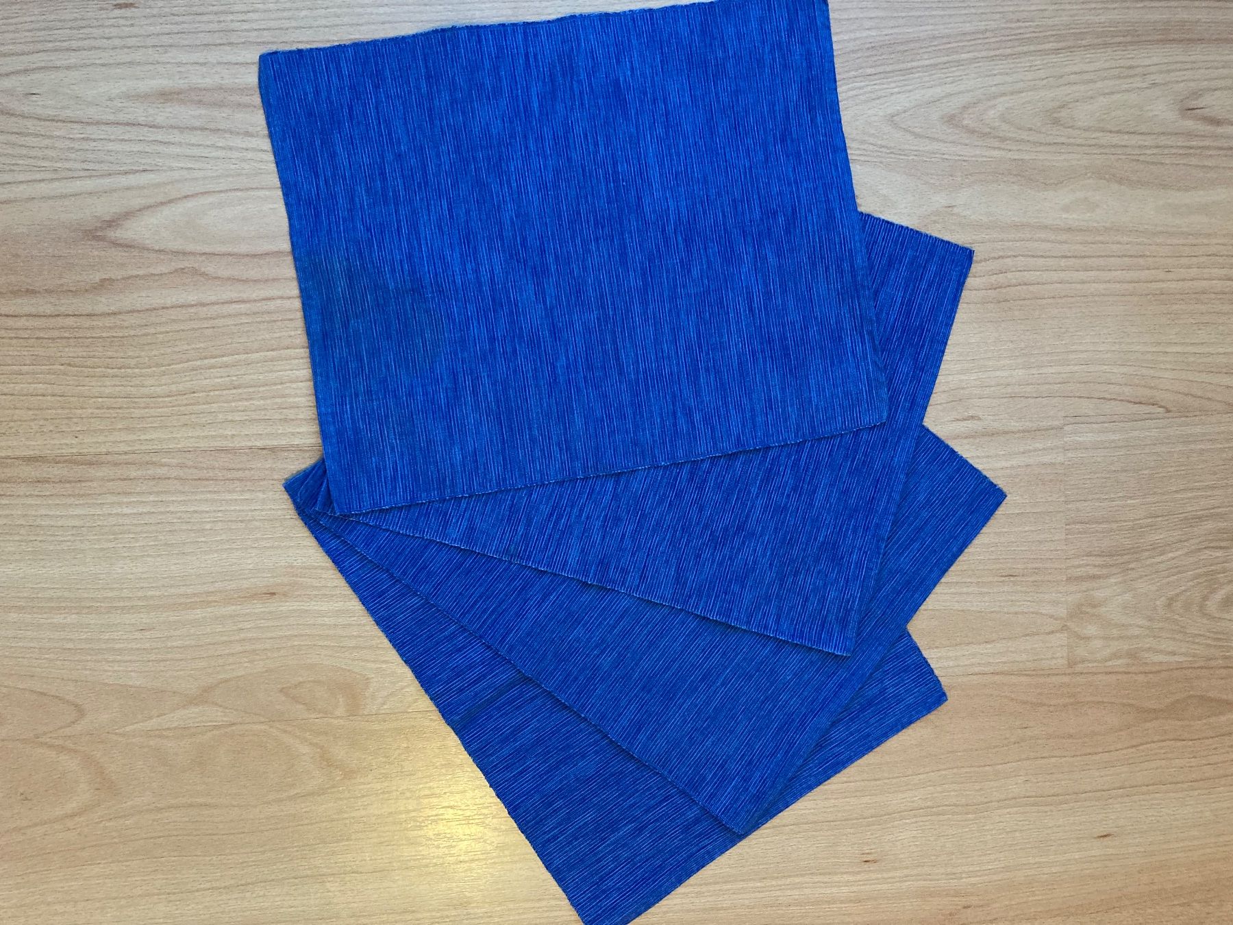 Set di tavolo e panche: Tischset Stoff – Usato da Schlattingen venduto da fernfen