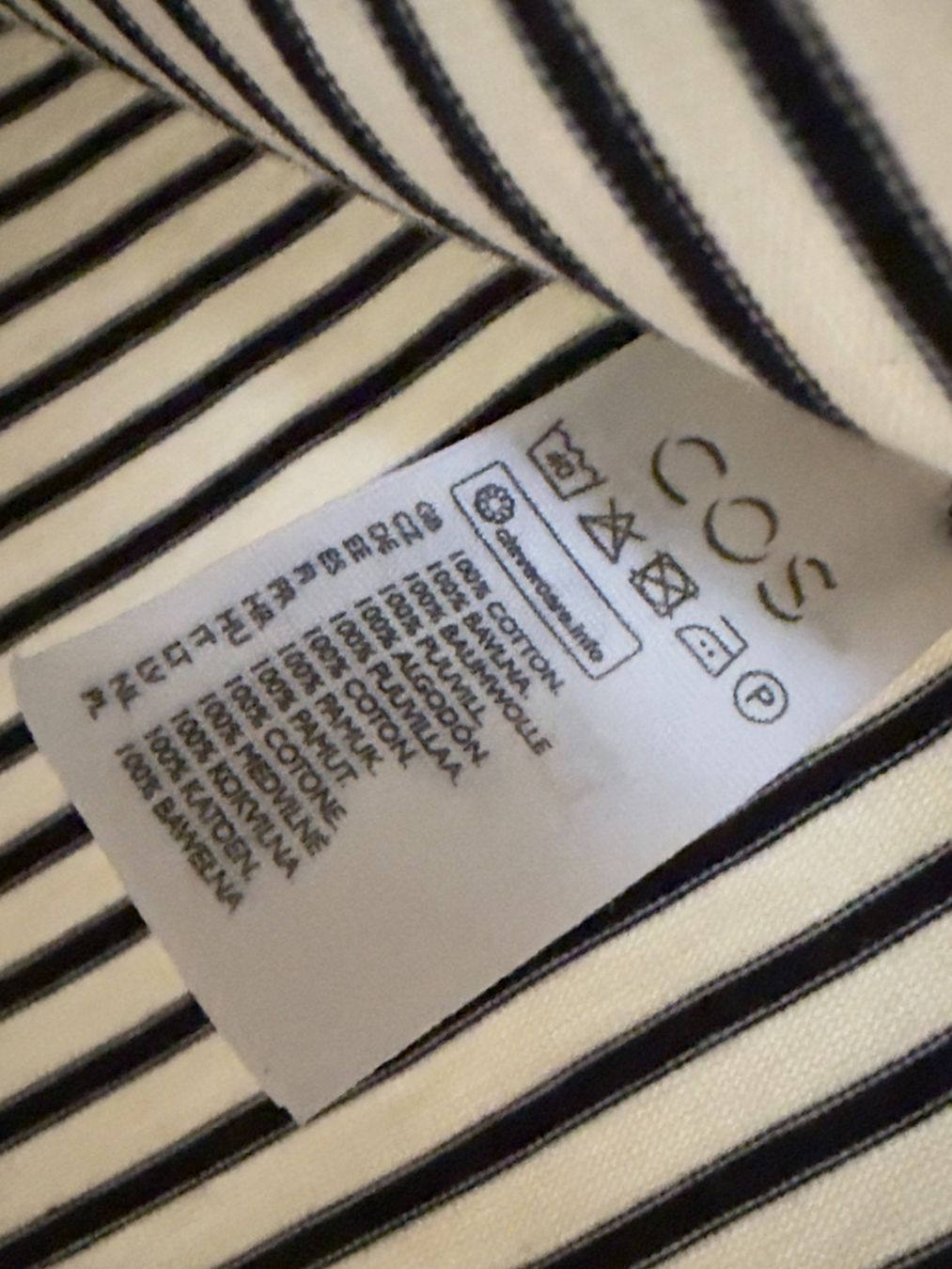 Cos T-shirt: COS T-SHIRT – Usato da Zürich venduto da JessGar 3