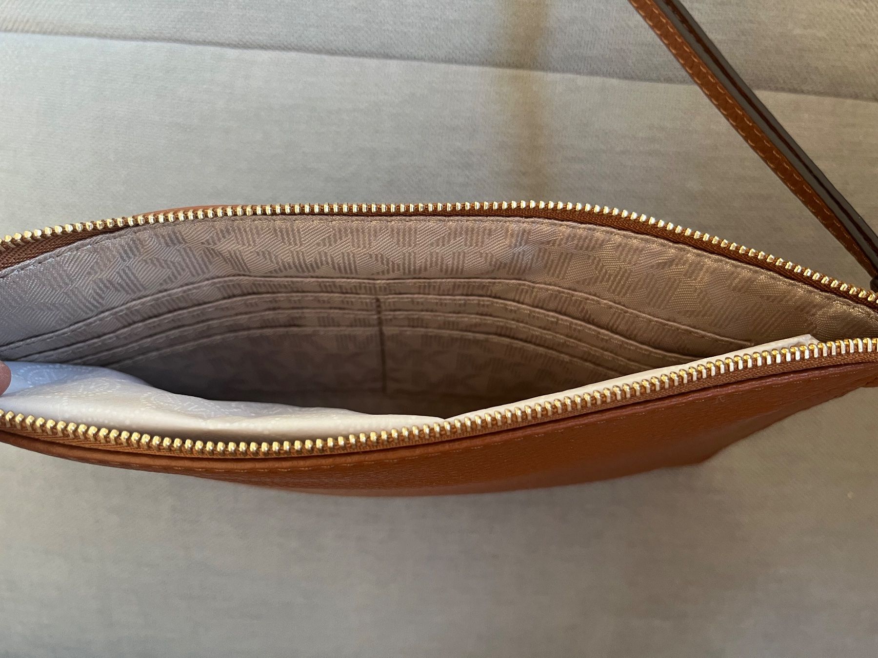 Michael Kors Borse da donna: Michael Kors  - Bedford Zip Clutch NEU – Nuovo (secondo la descrizione) da Zürich venduto da Jan_i203 2