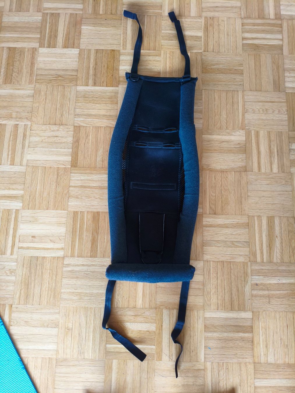 Auto-Kindersitze: Thule Babysitz (Infant Sling) – Gebraucht aus Sursee von lou19