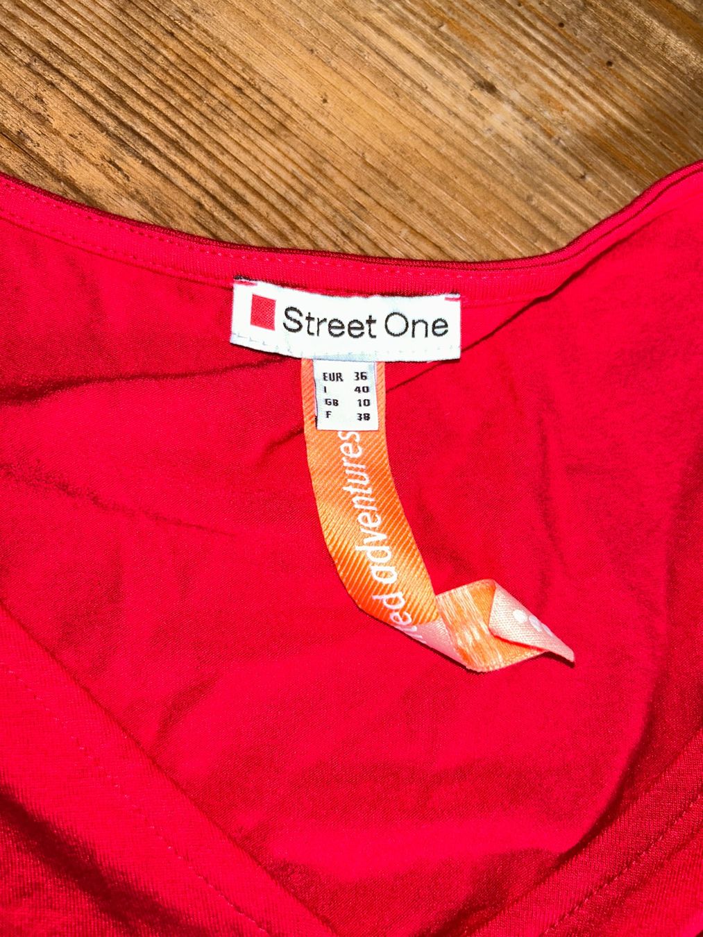 Top: Rotes Top S Street one – Usato da Safenwil venduto da 2hand_aber_wertvoll 1