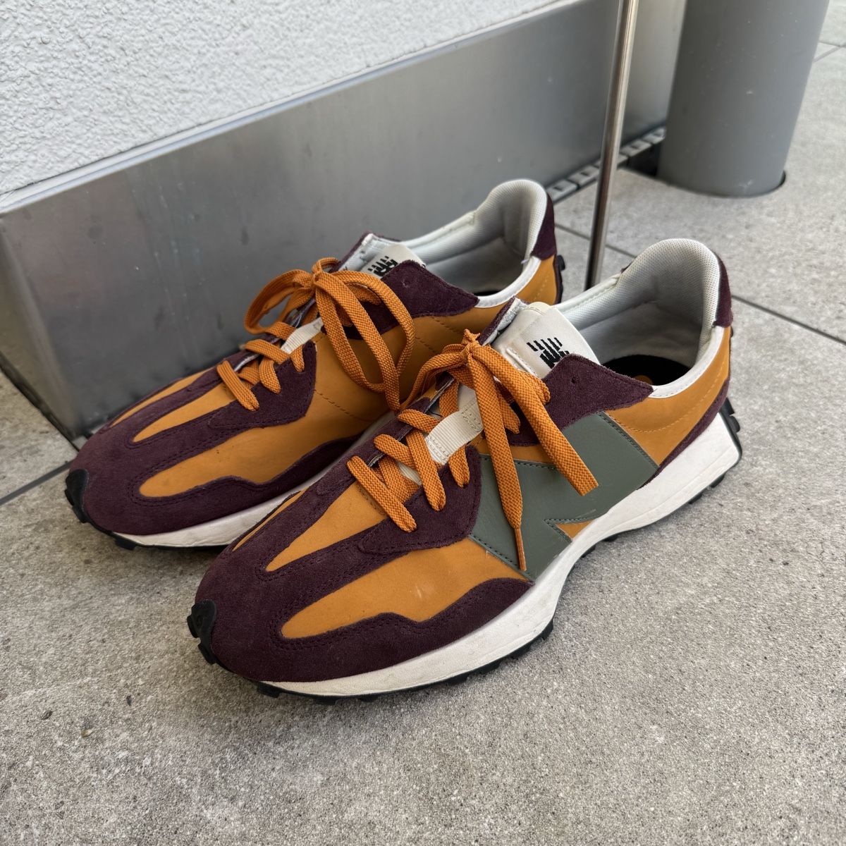 New Balance Herrenschuhe: New Balance 327 in Grösse 46.5 – Gebraucht aus Itingen von JDG11