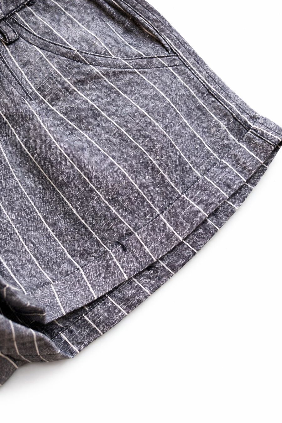 Pantaloni: Elegante Shorts Grau Gestreift Damen – Nuovo (secondo la descrizione) da Fully venduto da VaneaSelection 8