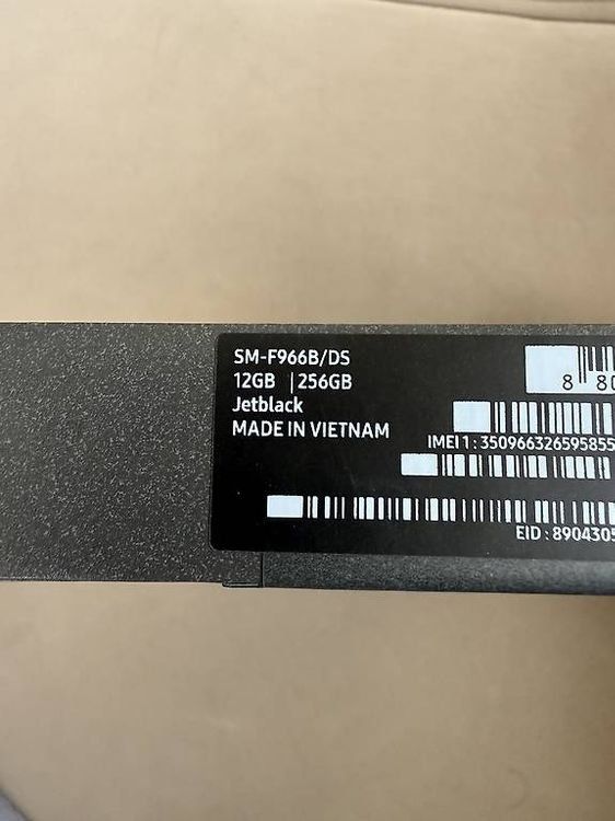 Samsung Portables: Samsung Galaxy Z Fold7 256GB Jetblack - originalversiegelt – Neuf avec emballage d'origine à Derendingen par BDDG61 5