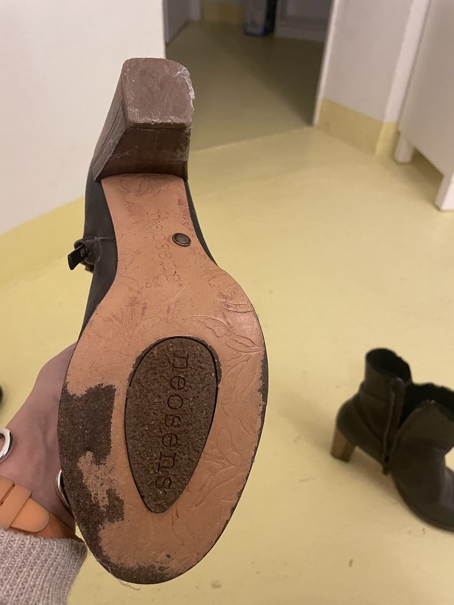Chaussures femmes: Gr. 39 - warm gefüttert – D'occasion à Zürich par Claudia0174 2