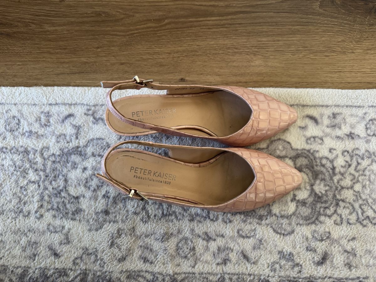 Scarpe da donna: Pumps 37.5 – Usato da Jona venduto da adi_bennz7 1