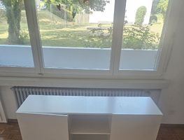 Wandschrank weiss mit Fachböden Zustand akzeptabel
