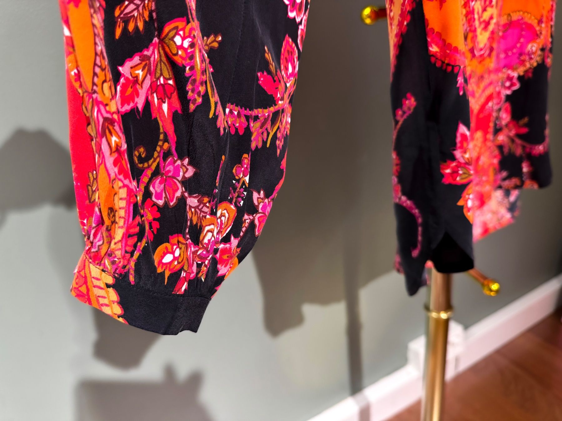 Blusen: Seidenbluse – Gebraucht aus Zürich von gregart 2