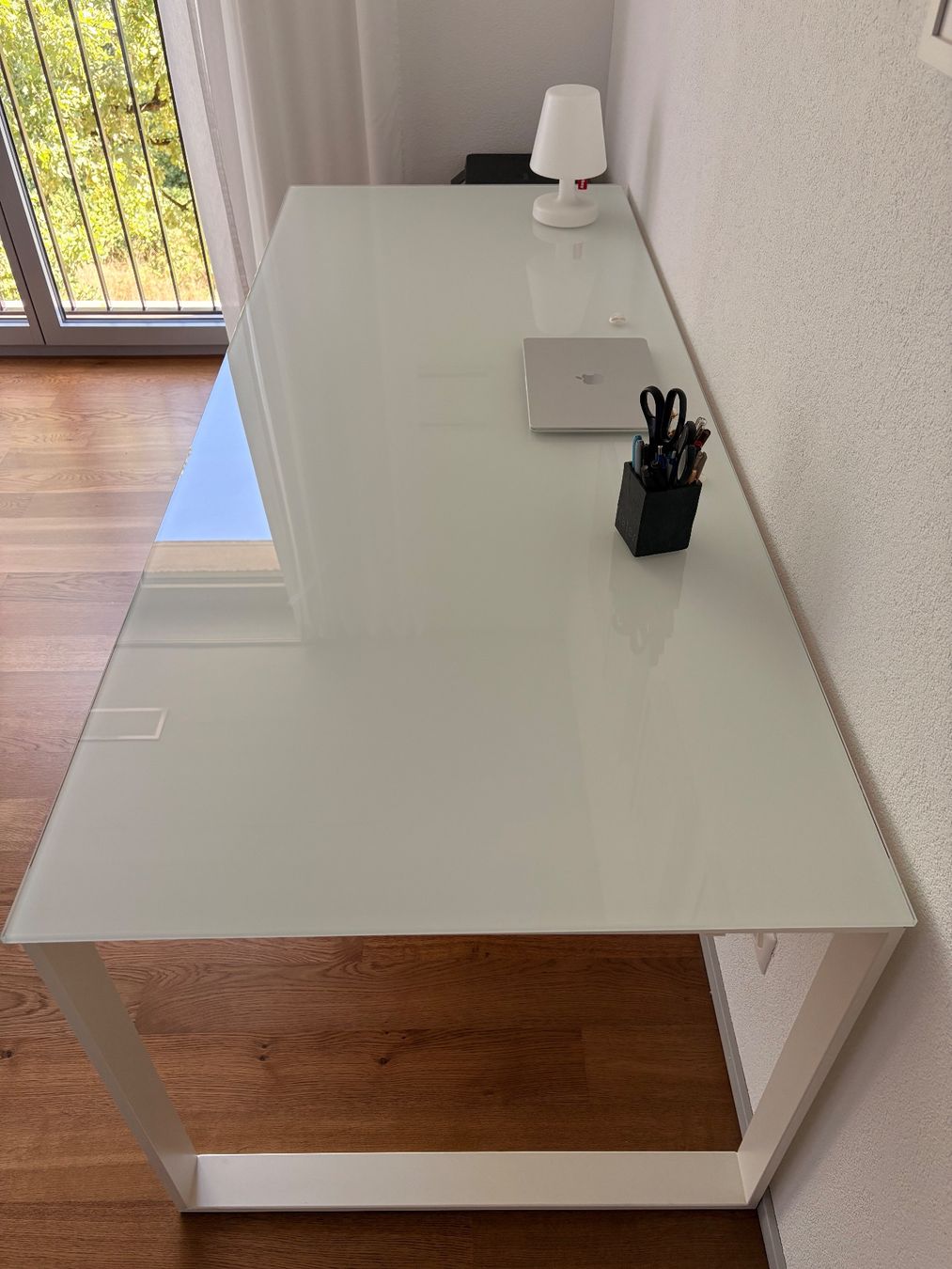 Interio Scrivanie: Glas-Bürotisch – Usato da Zuchwil venduto da CME-Ricardo 7