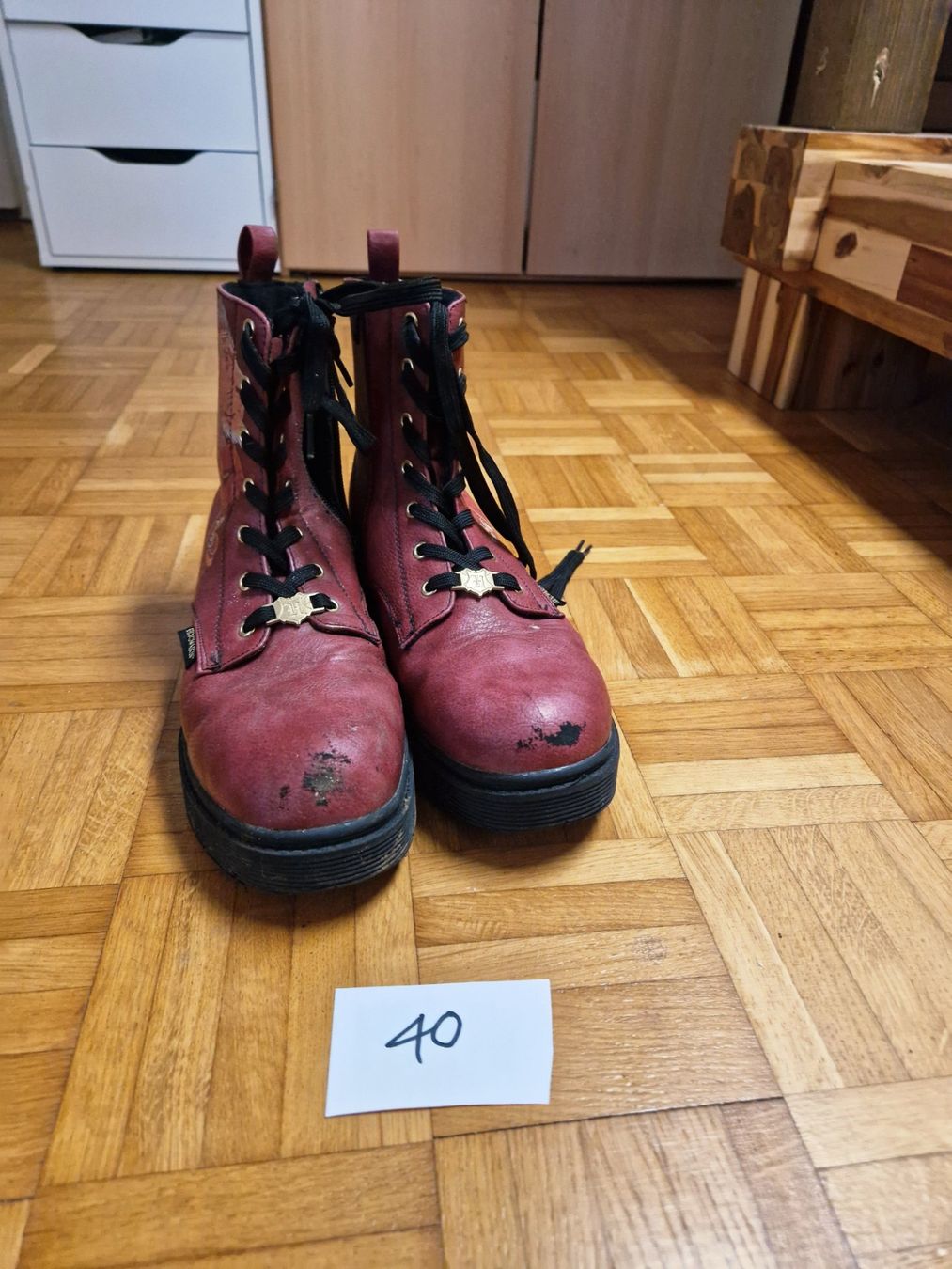 Scarpe da donna: Gryffindor Stiefel Gr.40 – Usato da Stüsslingen venduto da white_angel86 1