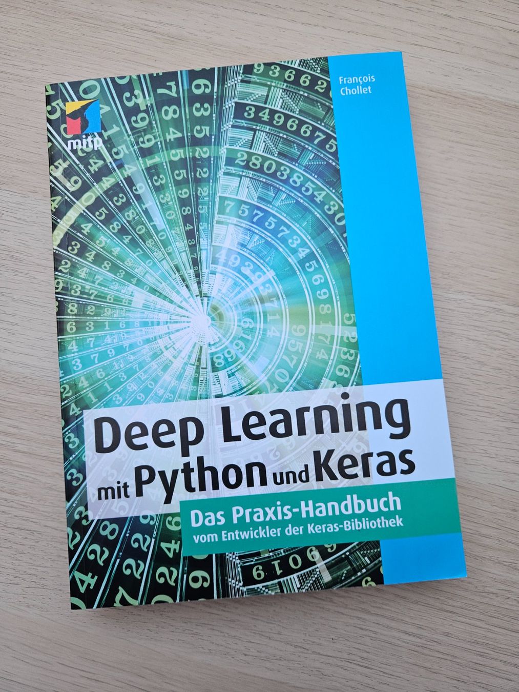 Libri: Deep Learning mit Python und Keras. Das Praxis-Handbuch – Nuovo (secondo la descrizione) da Thun venduto da yannisgu