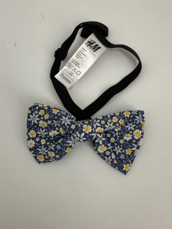 H&M Kinder Fliege mit Blumenmuster