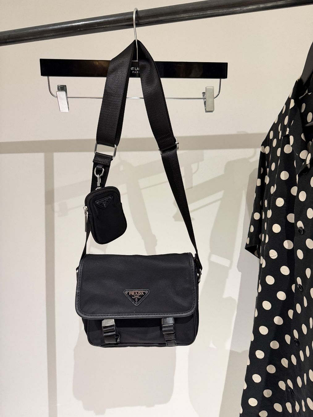 Borse: Petit sac noir en nylon – Usato da giffers venduto da sev_c9x9