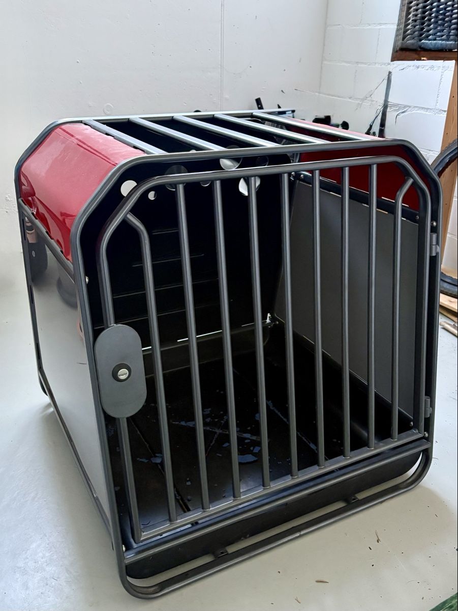 Cages, transport & sécurité: Hundebox – D'occasion à Zuzwil SG par Roadrunner9 4