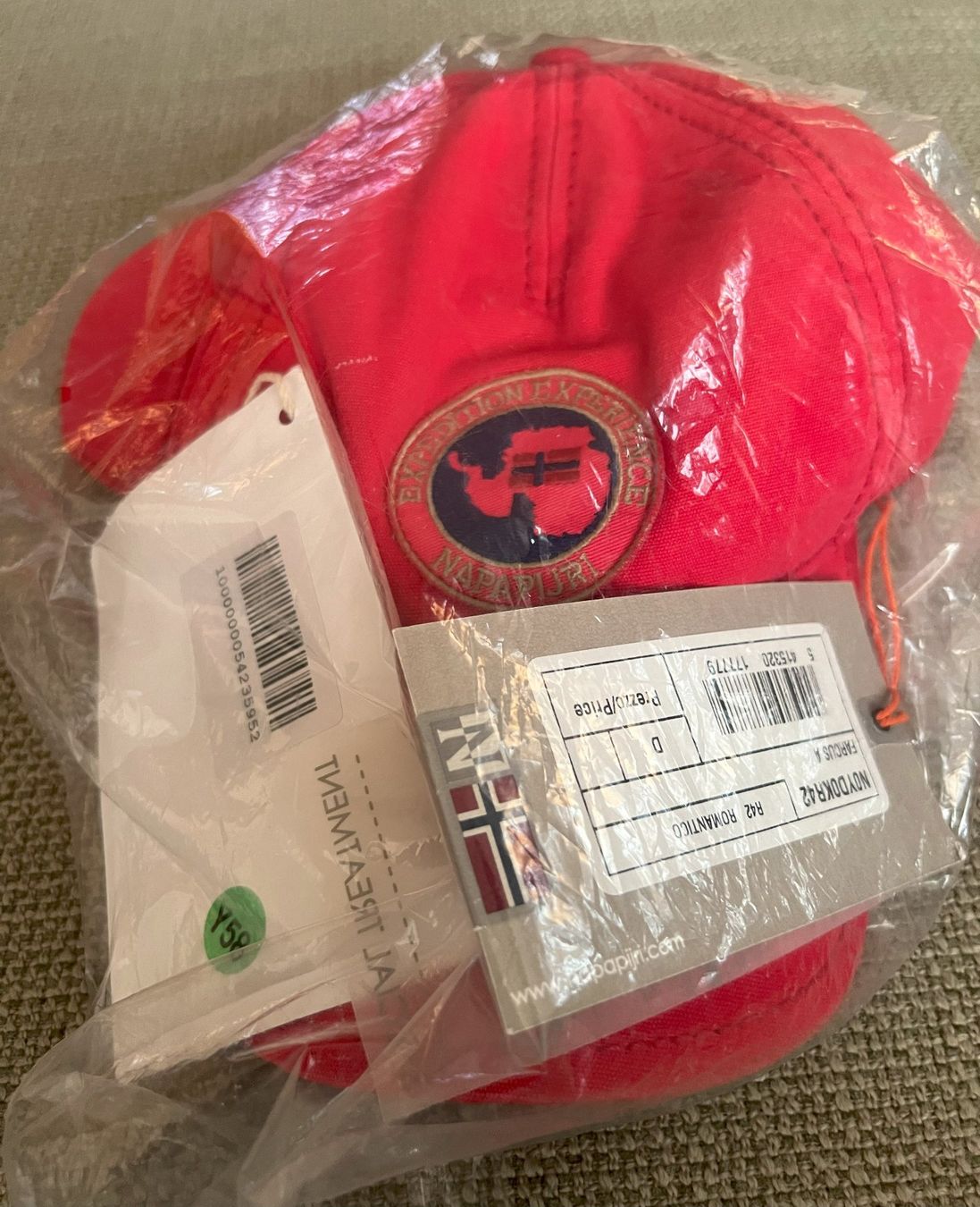 Altro in  Abbigliamento & Accessori: NEU: Authentic Napapijri cap red [one size] – Nuovo e nell'imballaggio originale da Zufikon venduto da h_s_8xnb 6