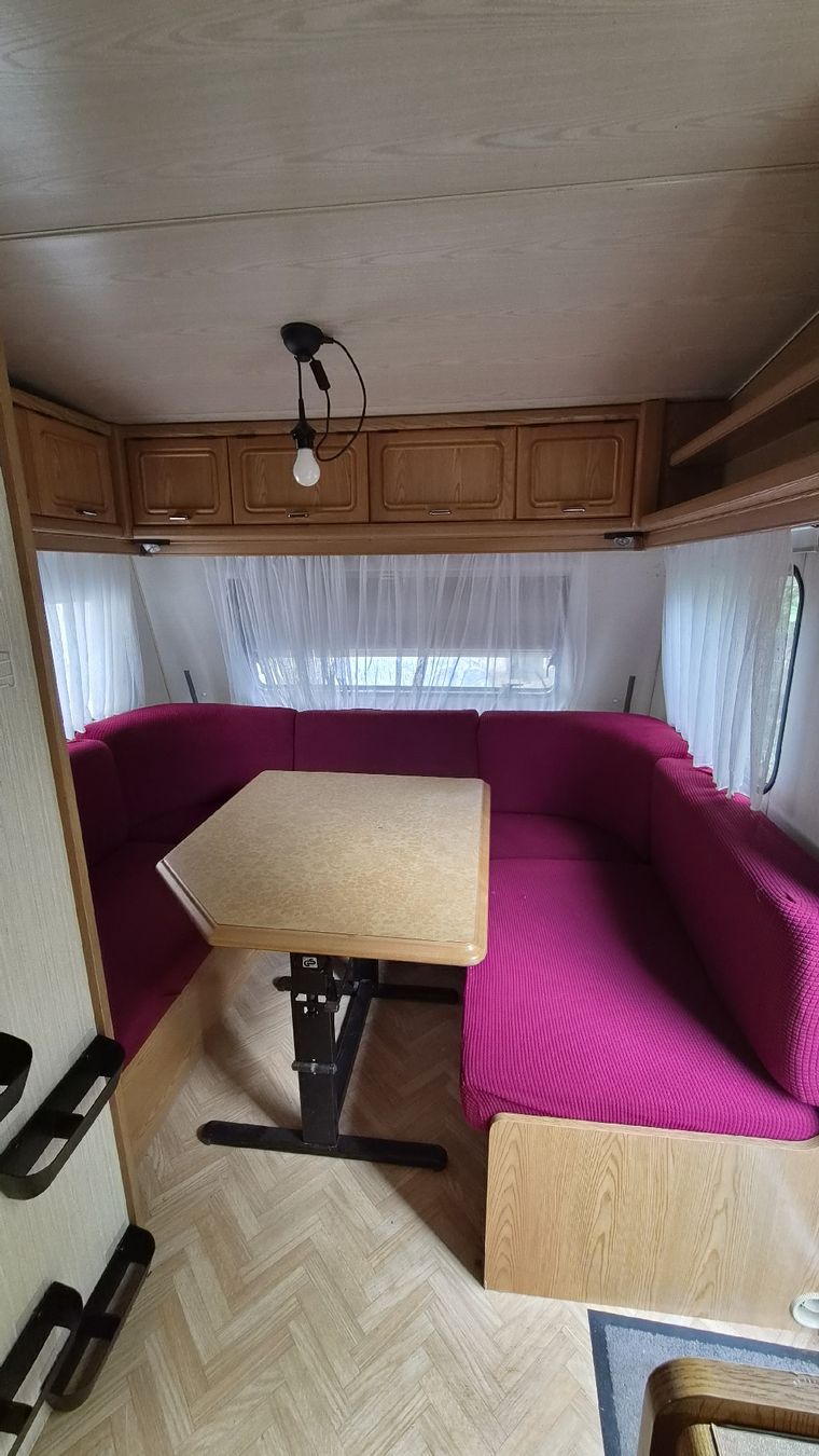 Bürstner Véhicules de camping: Vollausgestatteter Bürstner Wohnwagen Klassiker – D'occasion à Aarau par Saskia.94 1