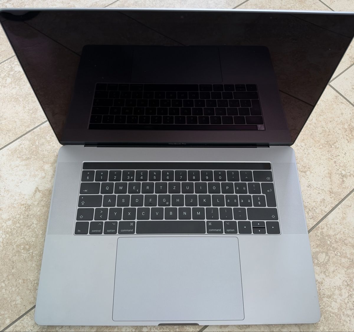Apple Notebooks: Apple MacBook Pro 15" i7 1TB SSD – Gebraucht aus Burgdorf von manusch02 6