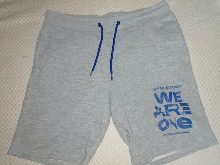 Schöne weiche Shorts ++EURO 2024++ Gr. L