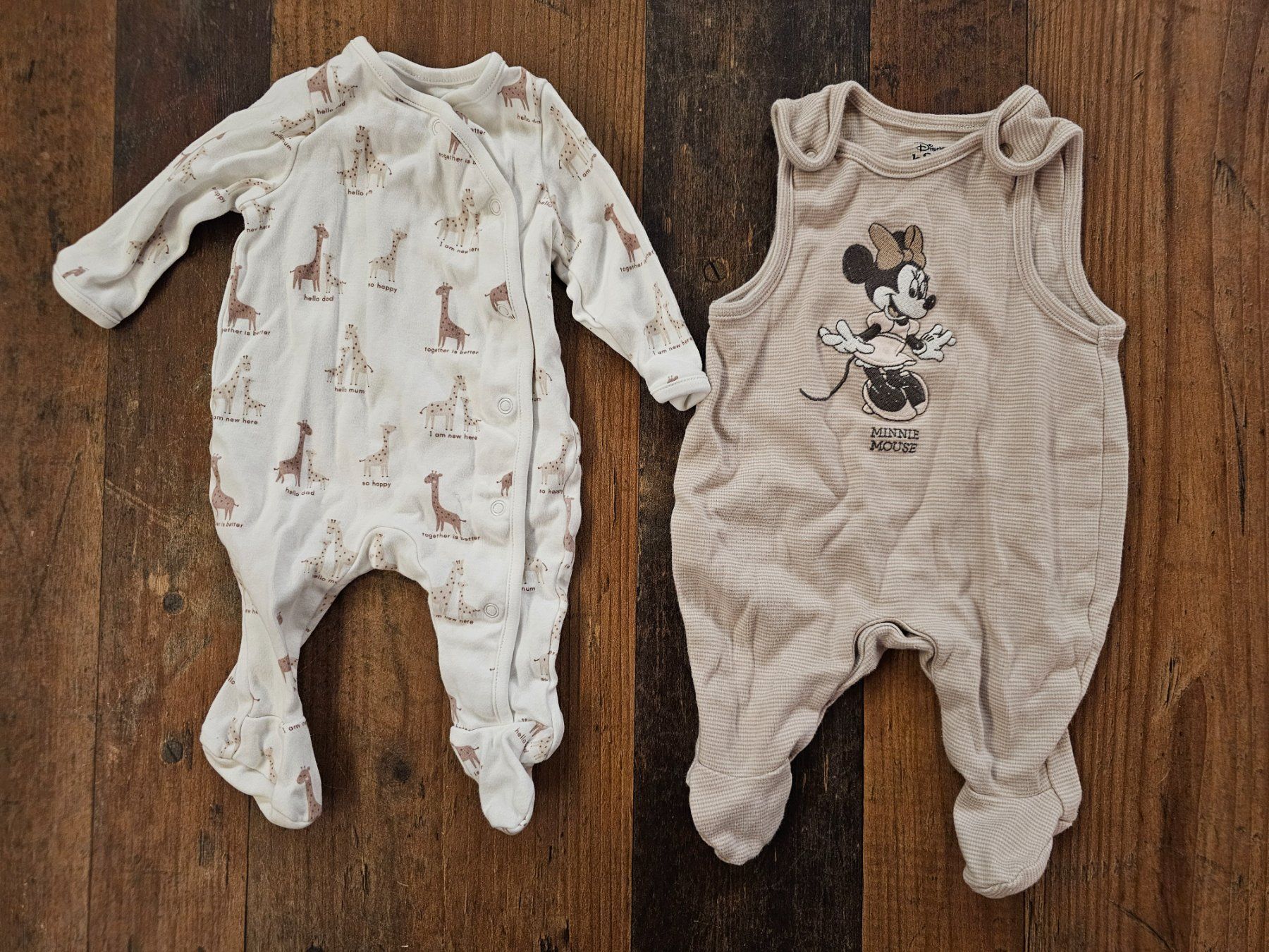 C&A Lotti & Set di vestiti: Kleiderpaket Baby 6-teilig Gr. 56 – Usato da Engi venduto da kat_7zfx 1