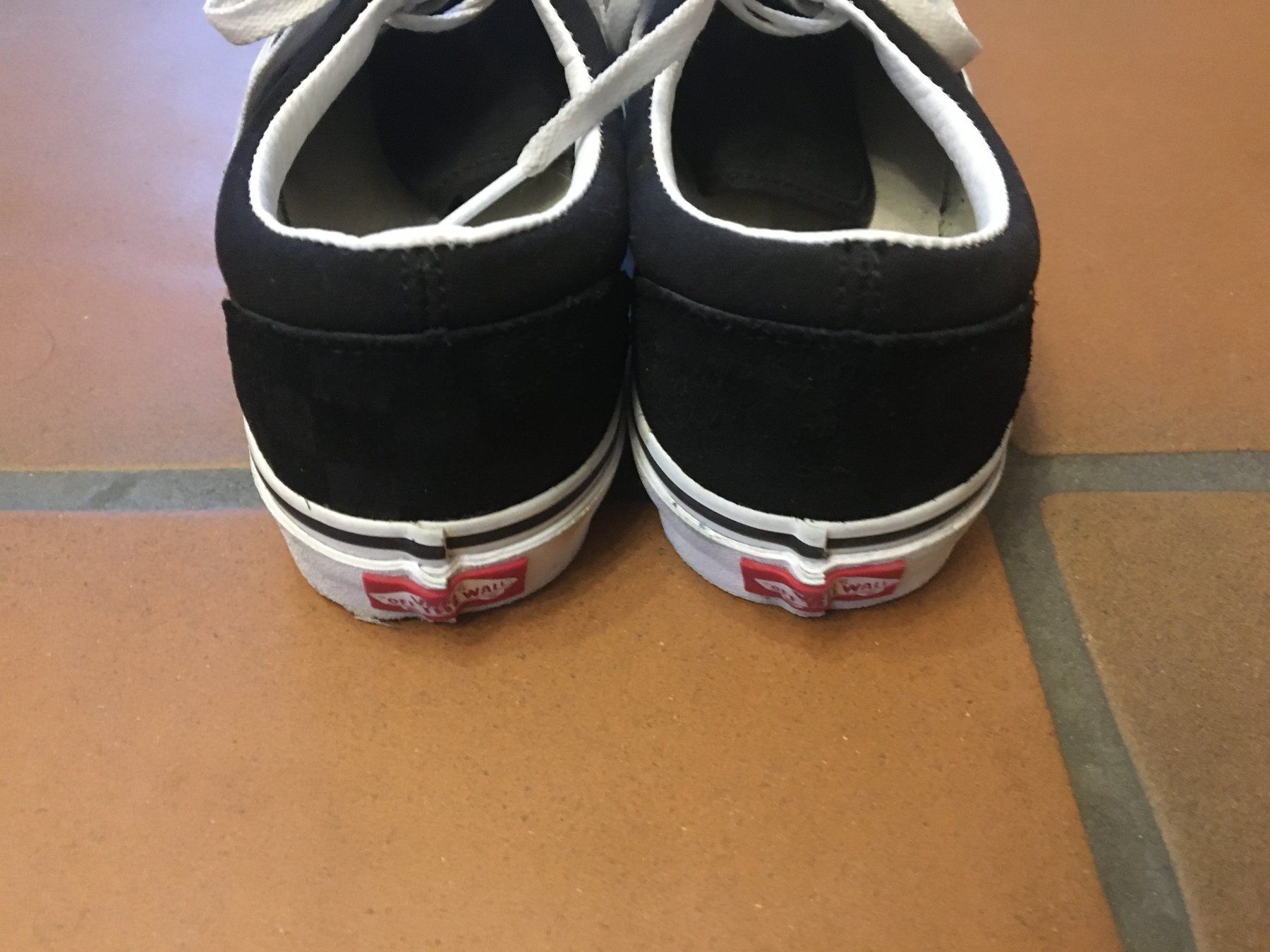Vans Scarpe da uomo: Vans Era Grösse 38 – Usato da Rechthalten venduto da Cheech2 4
