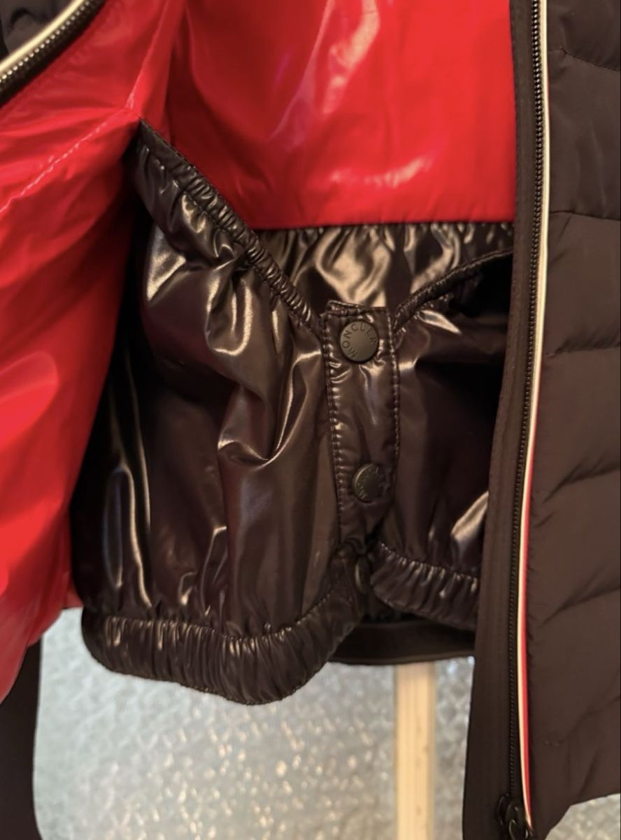Moncler Jacken: Moncler ski jacket  – Gebraucht aus Zürich von AlineCr 3