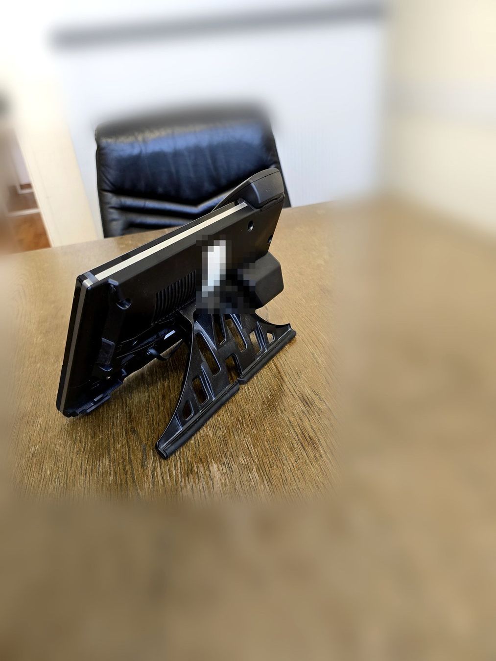 Mitel Telefoni: Mitel 6873i SIP Tischtelefon, Touchscreen, PoE – Usato da Stein AG venduto da nik_p8zv 2