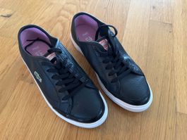 Neue Lacoste Sneaker Grösse 36 (einmal getragen)
