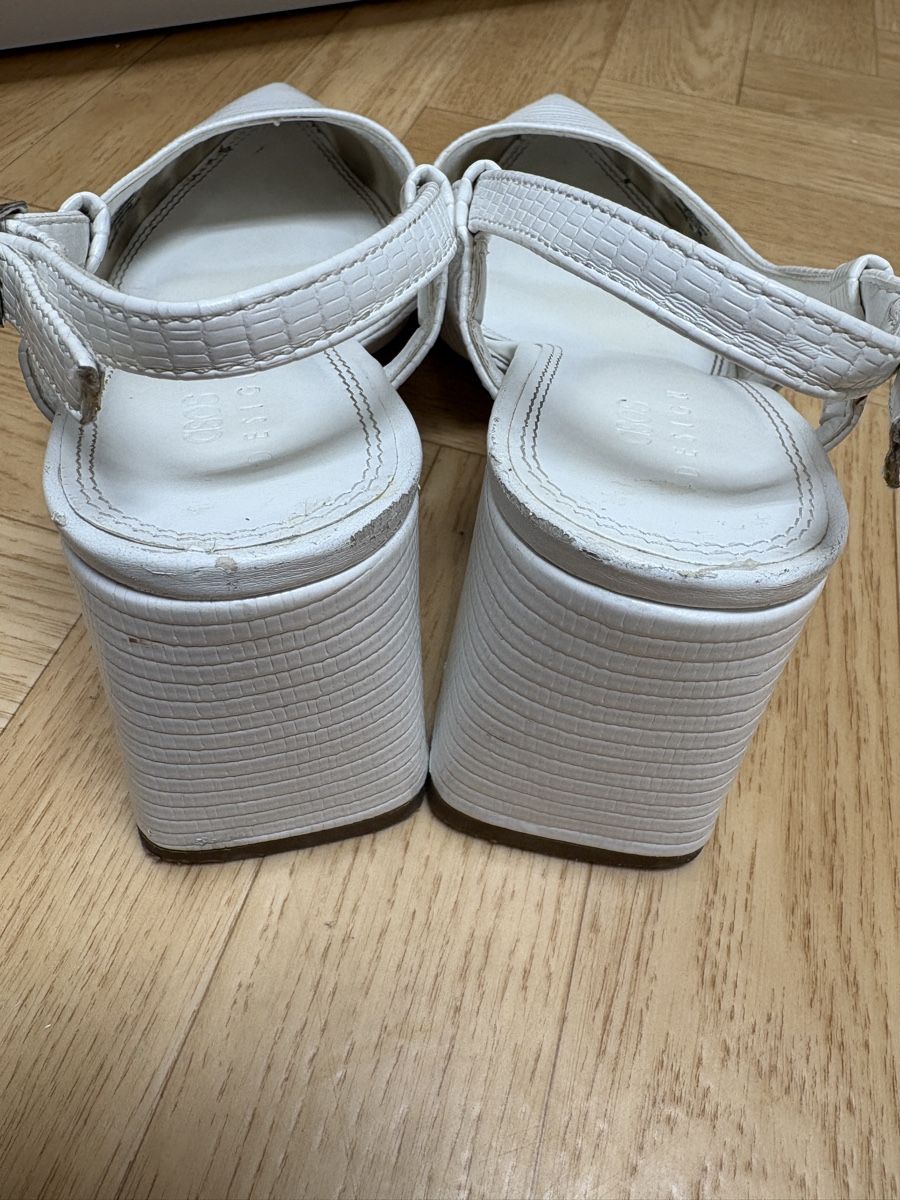 Asos Scarpe da donna: Weisse Heels von ASOS 40 – Usato da Basel venduto da lolushka 5