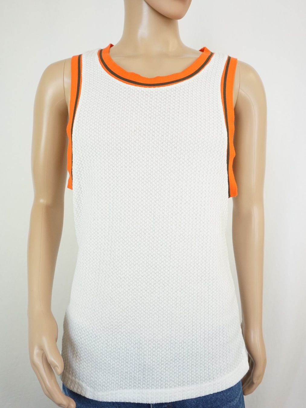 T-shirt: Kleiderset Manfinity 4 Tanktops versch. Farben – Usato da Pratteln venduto da Restwert_Pratteln 4