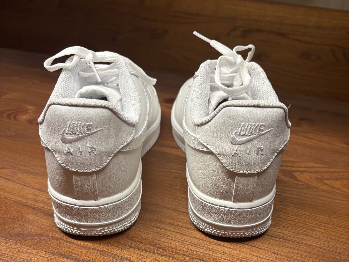 Nike Herrenschuhe: AirForce 1 Weiss Gr. 43 – Neu und originalverpackt aus St. Erhard von Kuba2003 2