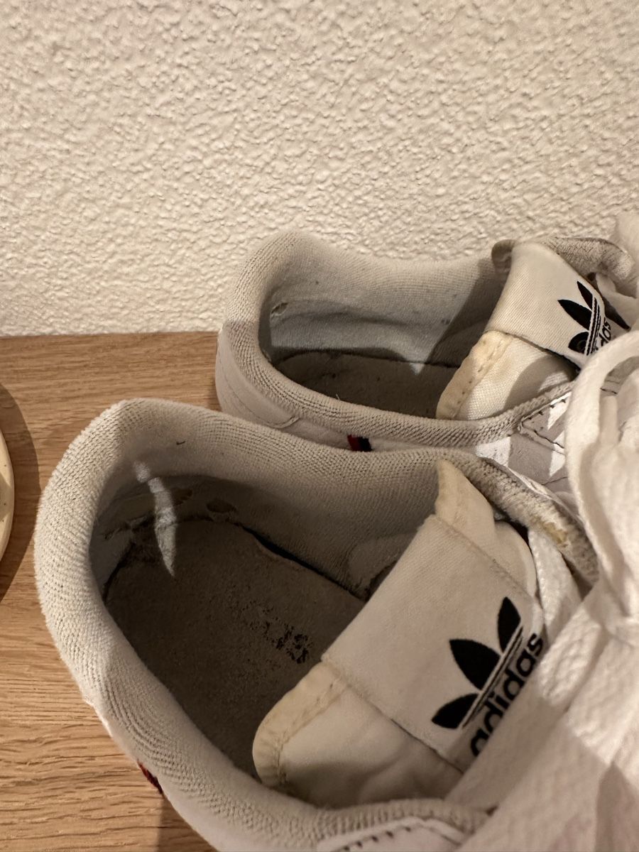 Herrenschuhe: Adidas Sneakers 40 – Gebraucht aus Triengen von Meetmeatthebodega 1