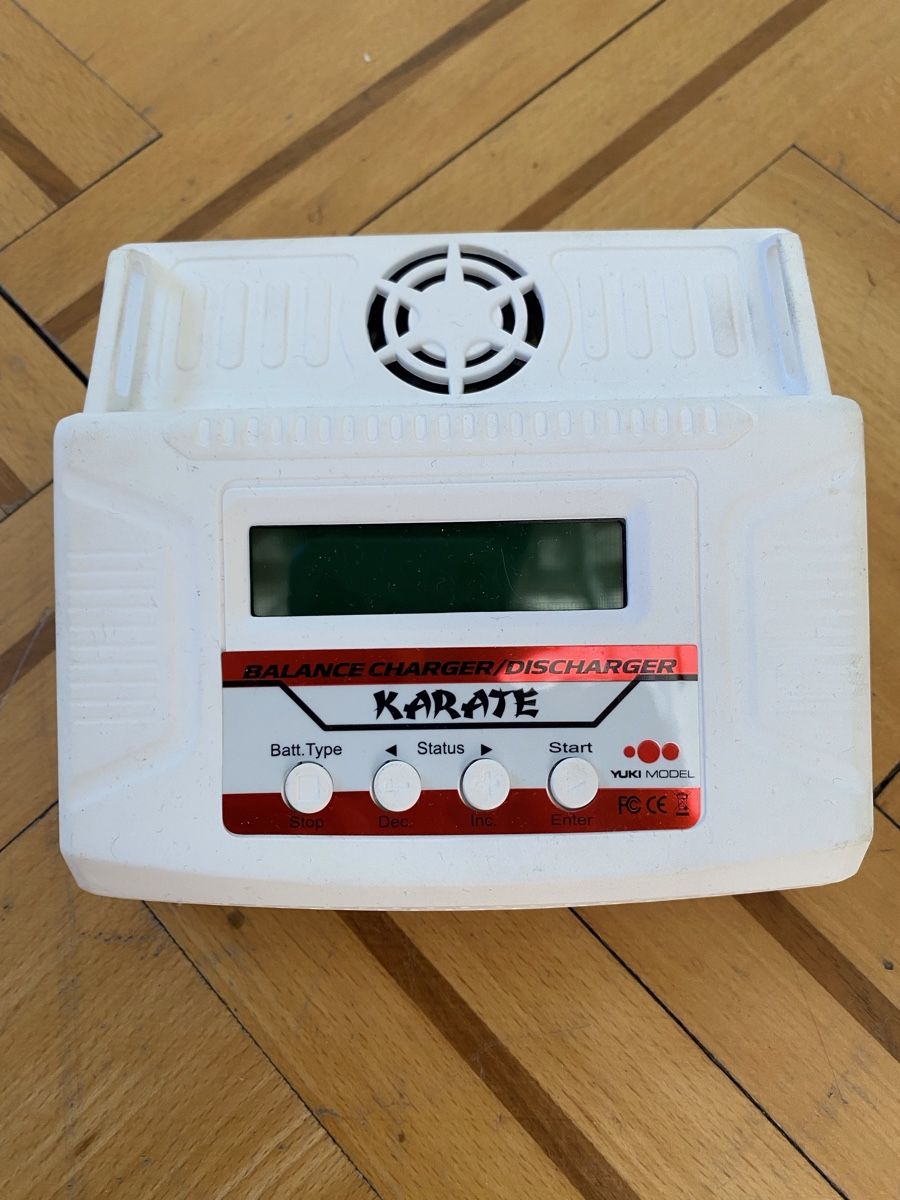Batterie, Caricabatterie & Alimentatori: Ladegerät Karate B6 AC/DC Dual Power, Yuki Model – Nuovo (secondo la descrizione) da Rorschach venduto da Fliegenflieger