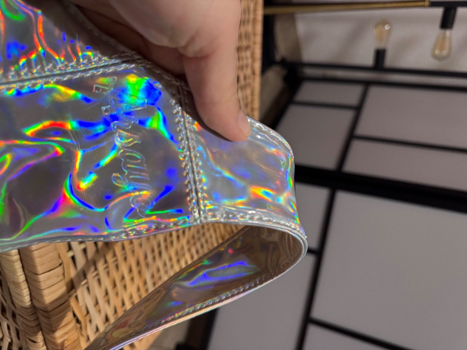 Zaini: Silber Holographischer Rucksack - auffällig – Usato da Eichberg venduto da OanaB 4