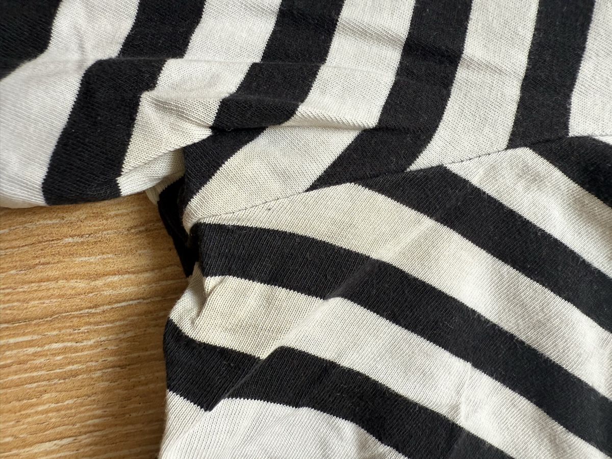 Selected T-shirt: T-shirt noir/blanc rayé Selected, t.38/M – Usato da Tavannes venduto da Thriftshop 7