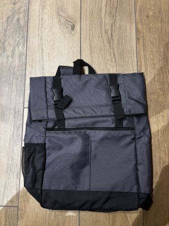 Praktischer Rucksack, ideal für den Alltag, neuwertig!