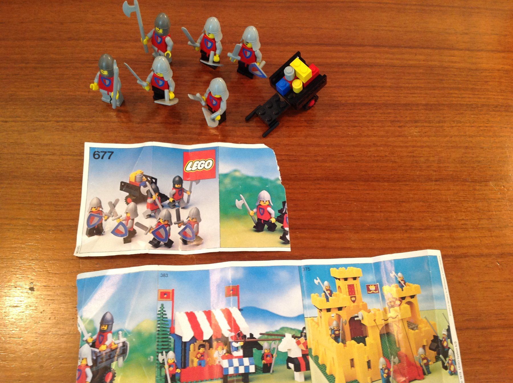 Lego Kit di costruzioni: Lot lego Vintage - Knight's Procession  677 – Usato da Vuiteboeuf venduto da broticaire 2