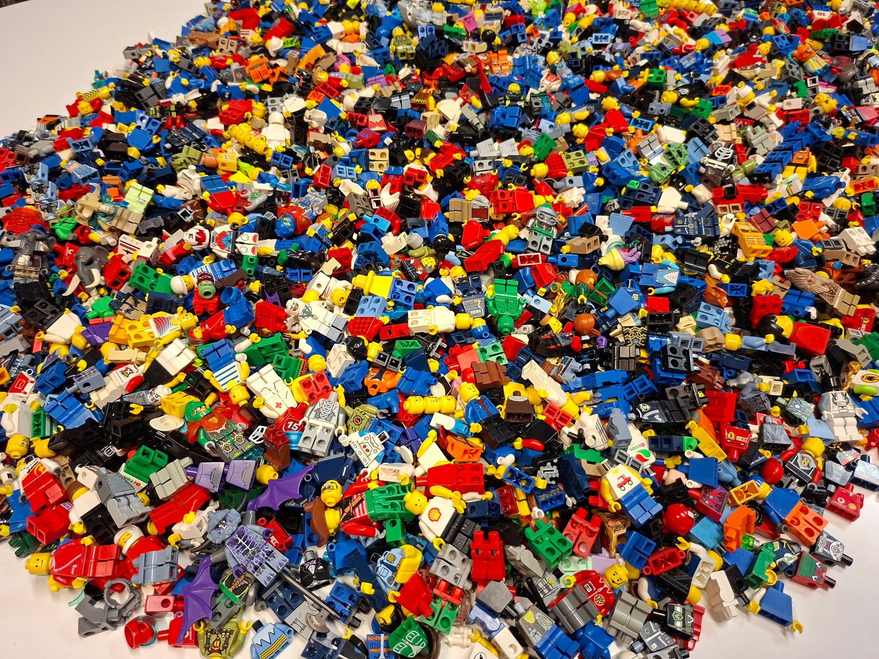 Lego Giocattoli: Lego Minifiguren 7,650 kg – Usato da Sils im Domleschg venduto da AMAG_AUDI_ZH 3