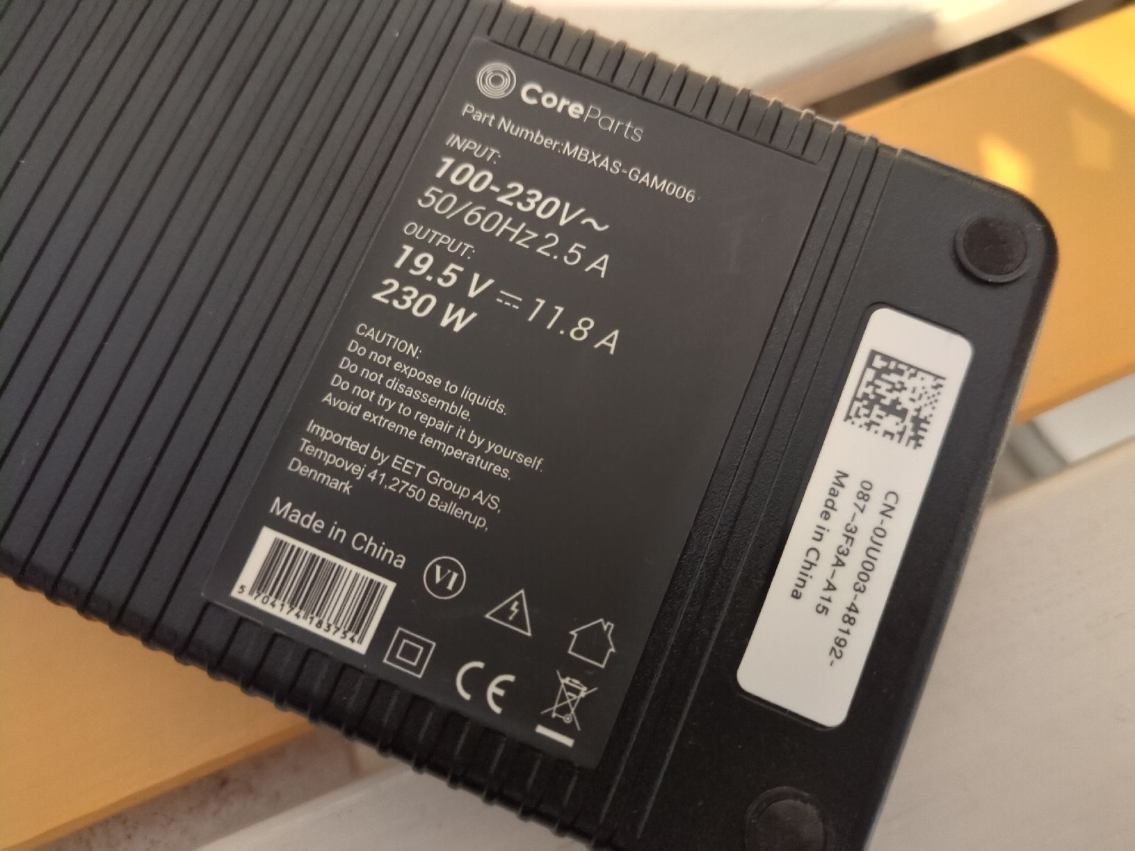 Caricabatterie: Chargeur 230 watts neuf – Nuovo (secondo la descrizione) da Corminboeuf venduto da MrGP87 2