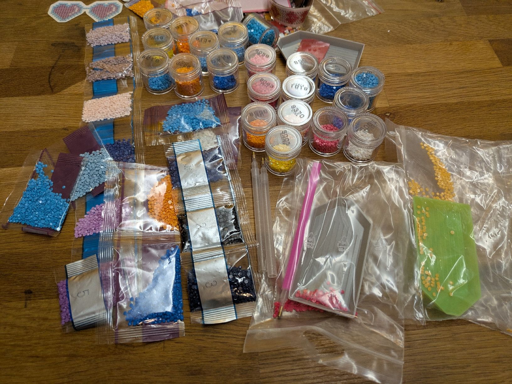Kit bricolage: Dotzies, Daimond painting kits – Usato da Winterthur venduto da Tschebe 2