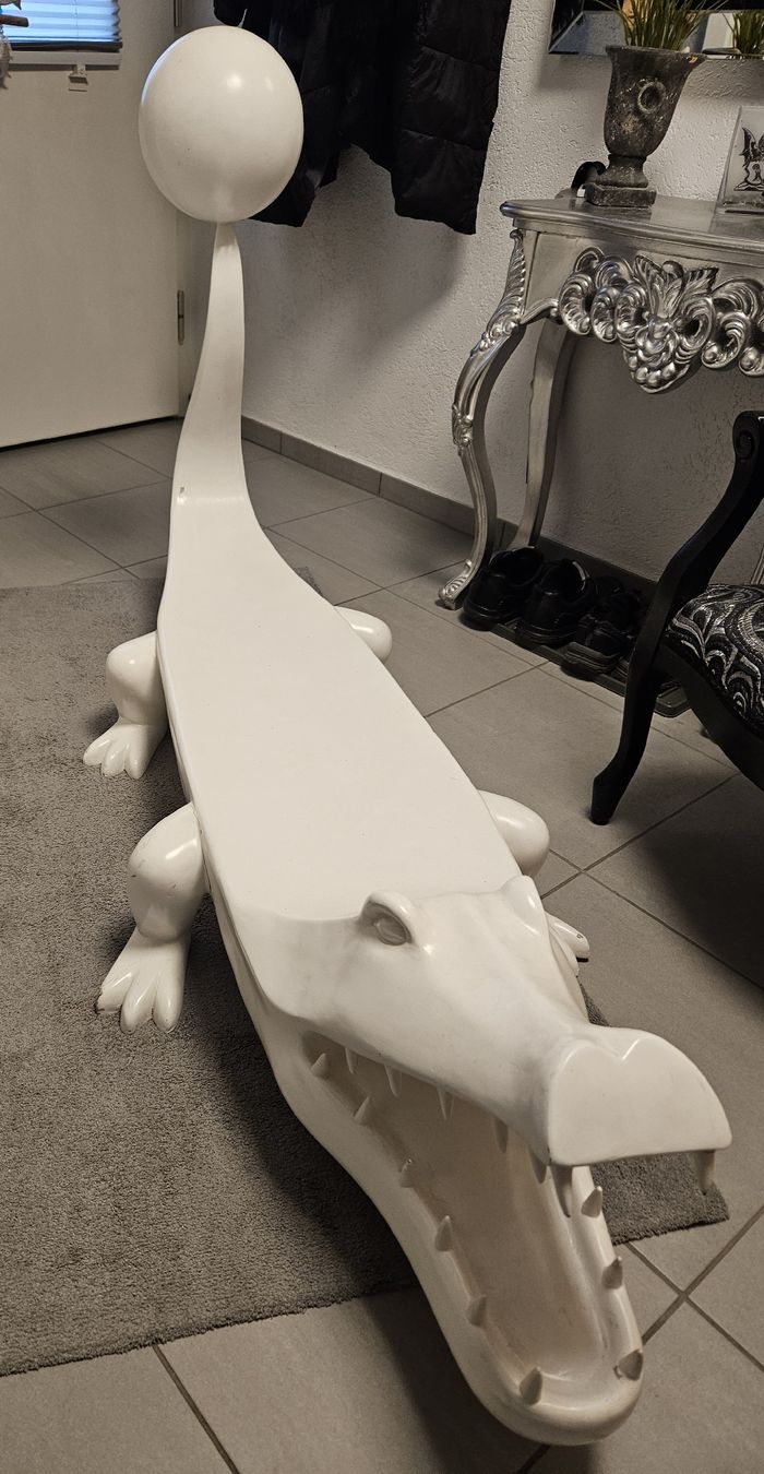 Toutes les décorations: Deko Krokodil Sitzbank – D'occasion à Kaiseraugst par Carkos