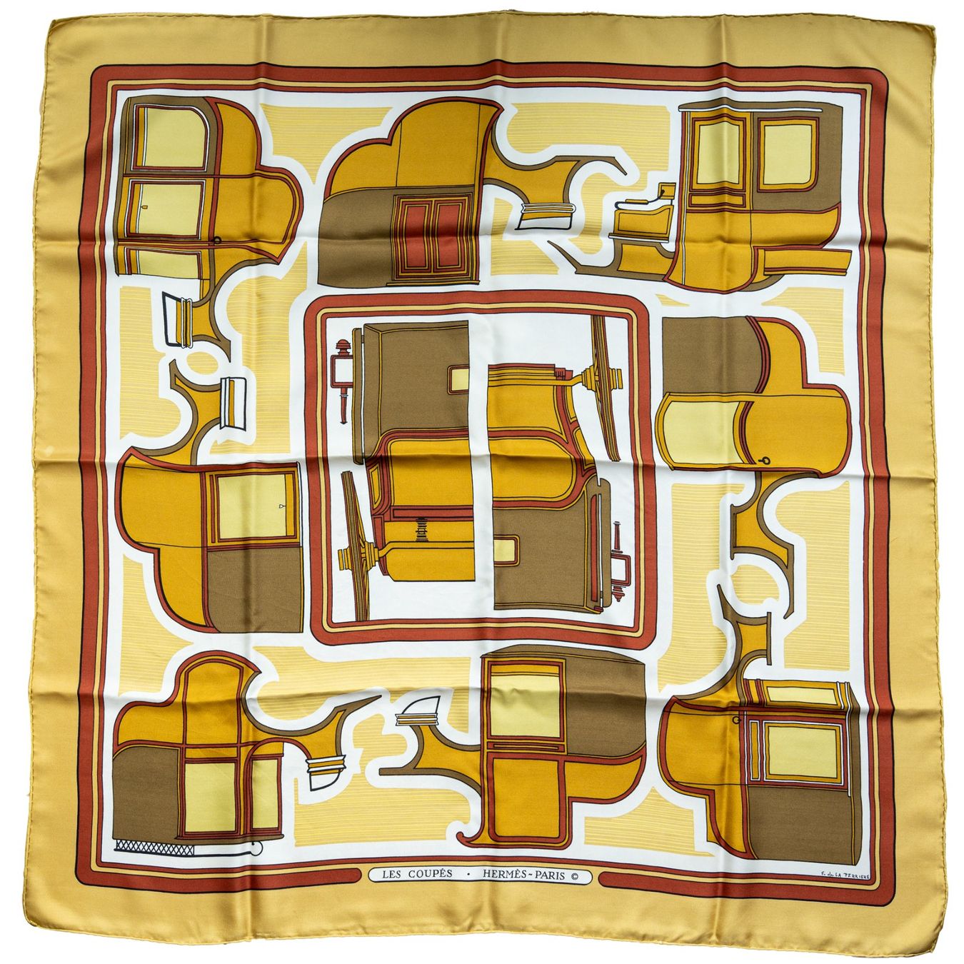 Hermès Foulard & Sciarpe: Carré Hermes "Les Coupes" Soie Jaune doré – Usato da Vevey venduto da Manicky 3
