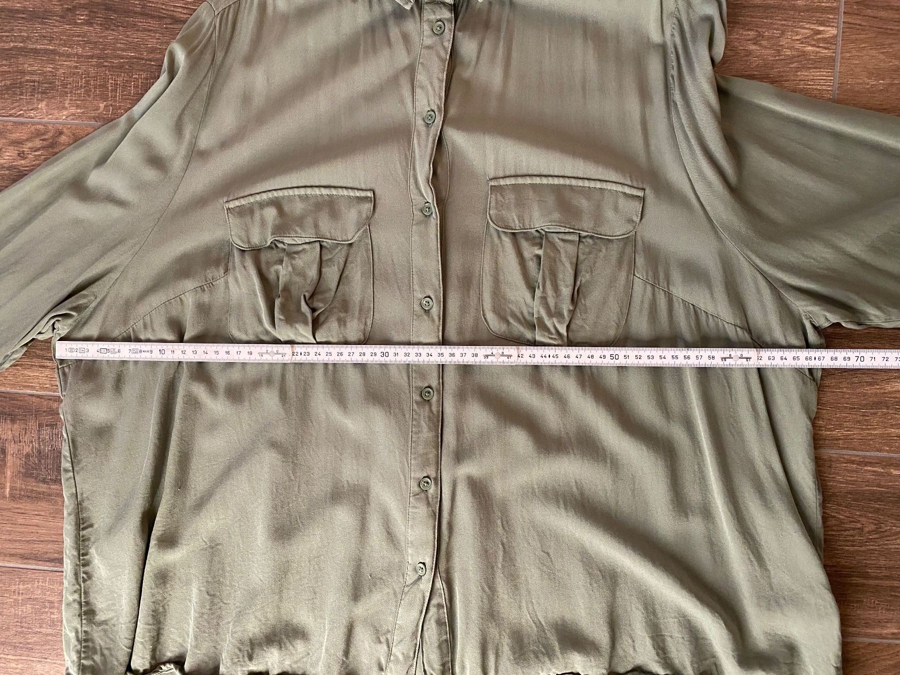 H&M Camicette: H&M Bluse langarm oliv Gr. 54 – Usato da Pratteln venduto da a23_j2gs 8