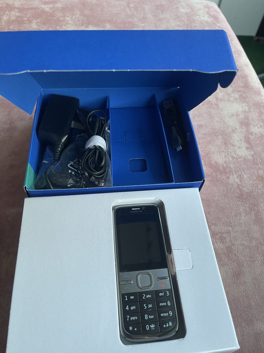Nokia Handys / Smartphones: NOKIA C5 OVP 5 MP Neu – Neu und originalverpackt aus Regensdorf von mex5145 2