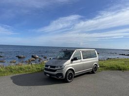VW T6.1 California Beach Liberty, 7-Plätzer, E-Schiebetür