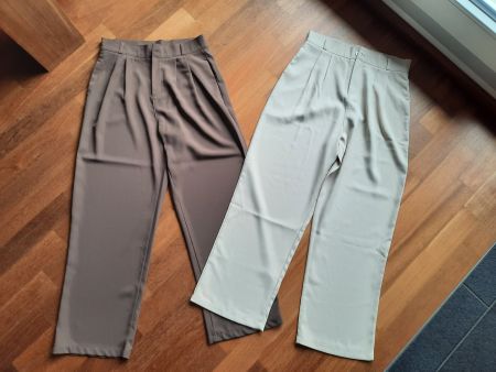 2 Stück  Damen Hose Gr.S/M ungetragen
