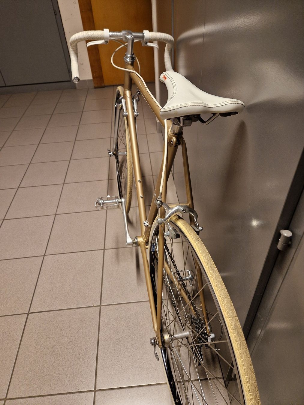 Bianchi Biciclette: Vélo de course Bianchi taille L vintage – Usato da Grand-Lancy venduto da jer_m8tv 3
