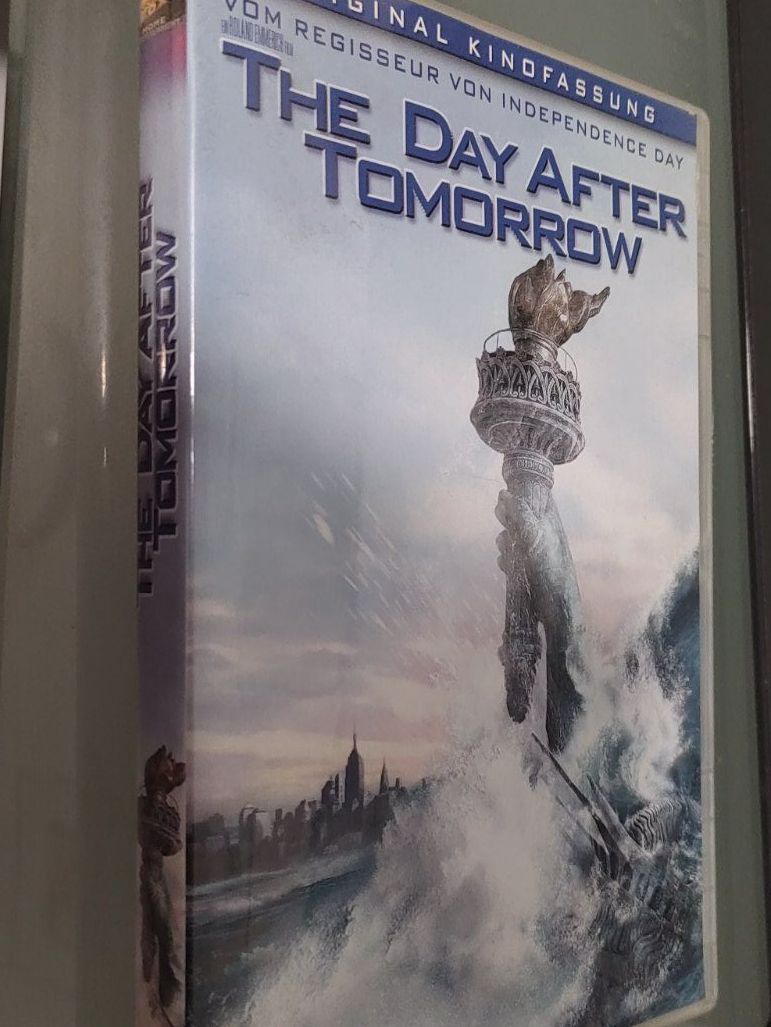 Tutti i DVDs: The Day After Tomorrow DVD – Usato da Dottikon venduto da Oldyfreak
