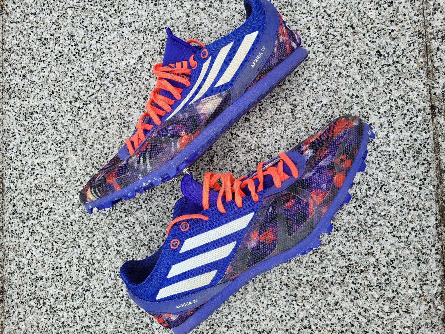 Adidas Herrenschuhe: Chaussures d'athlétisme (pointure 44) – Gebraucht aus Cernier von Alpin19 1