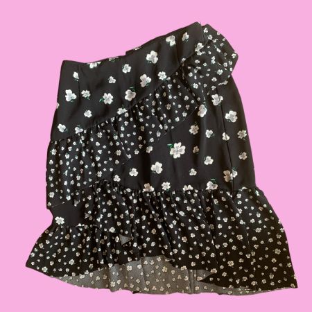 Frilly floral miniskirt