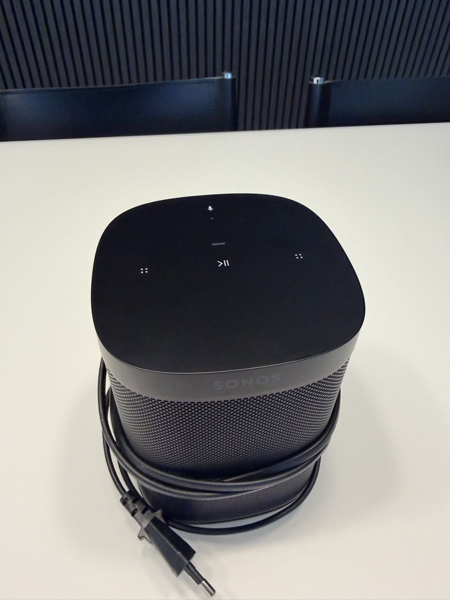 Sonos Lautsprecher: Sonos One Gen 2 Smart Speaker – Neu (gemäss Beschreibung) aus Inwil von rogerbrown 1